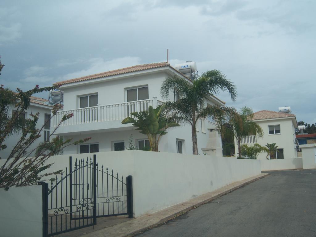Hara Nissi Beach Villas アヤナパ 部屋 写真